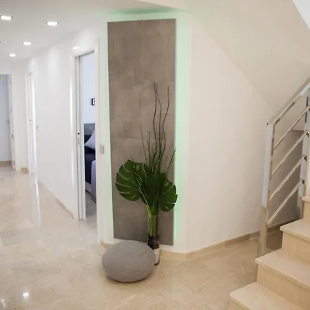 Spacious 200 Sq.m. Penthouse With Sea View Terraces Apartment Torremolinos