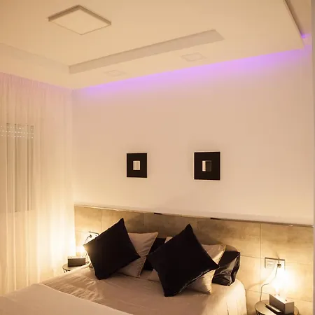 Spacious 200 Sq.m. Penthouse With Sea View Terraces Apartment *